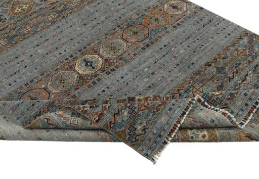 Central medallion detail of New Samarkand rug from Pakistan