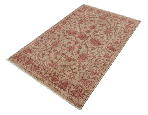 Close-up detail of New Farahan rug from Pakistan showing Wool weave