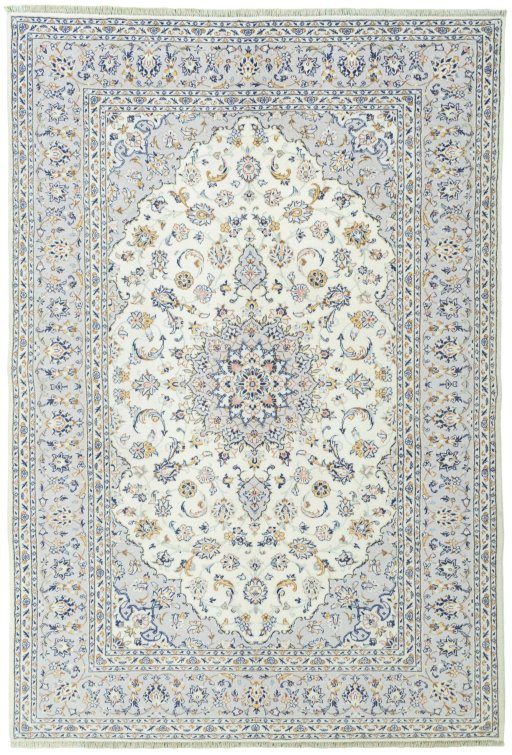 Full view of New Kashan rug from Iran / Persia, 298 × 202 cm in Beige tones