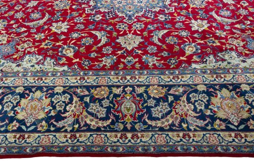 Corner detail of 2000s Najafabad rug showing border pattern and Wool pile