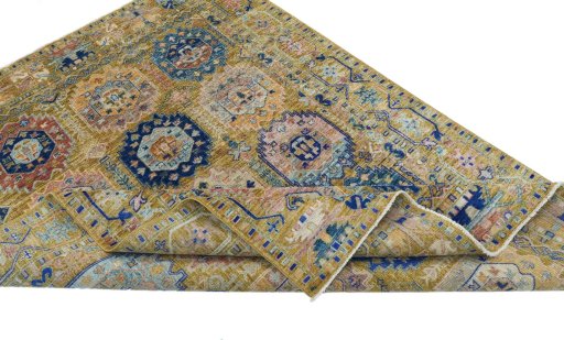 Central medallion detail of New Samarkand rug from Pakistan