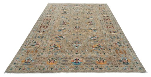 Surface texture of New Farahan rug with natural Wool and intricate pattern