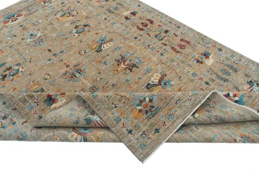 Central medallion detail of New Farahan rug from Pakistan