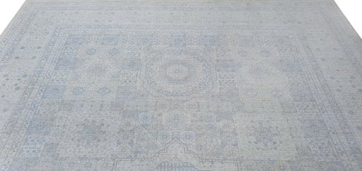 Backside of handmade New Mamluk rug showing knot structure and weave density