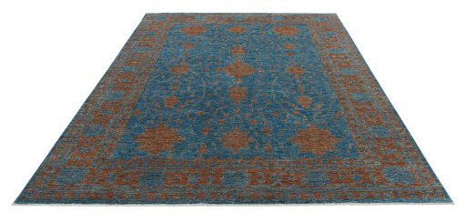 Surface texture of New Farahan rug with natural Wool and intricate pattern
