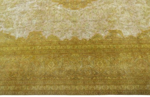 Corner detail of 1970s Vintage rug showing border pattern and Wool pile