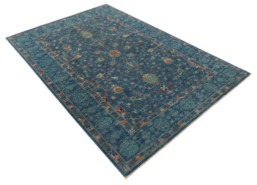 Corner detail of New Farahan rug showing border pattern and Wool pile