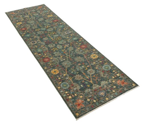 Corner detail of New Farahan rug showing border pattern and Wool pile