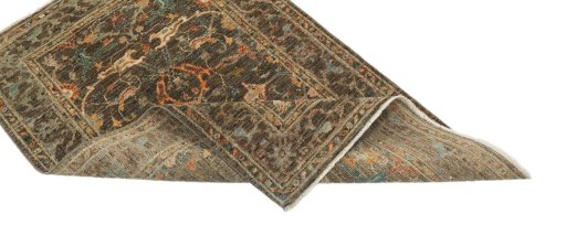 Central medallion detail of New Farahan rug from Pakistan