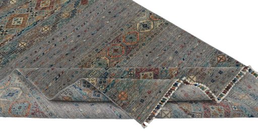 Central medallion detail of New Samarkand rug from Pakistan