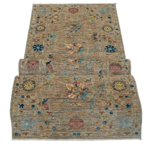 Central medallion detail of New Farahan rug from Pakistan