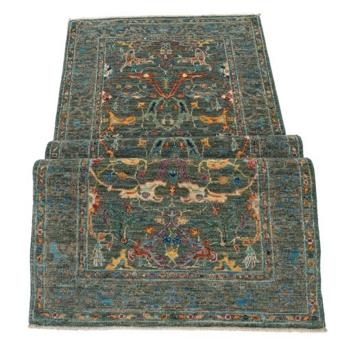 Central medallion detail of New Farahan rug from Pakistan