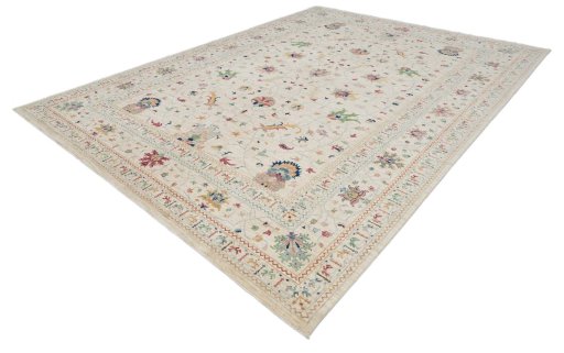 Close-up detail of New Farahan rug from Pakistan showing Wool weave