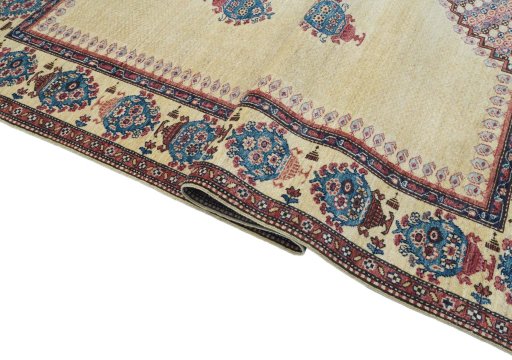 Close-up detail of New Farahan rug from Pakistan showing Wool weave