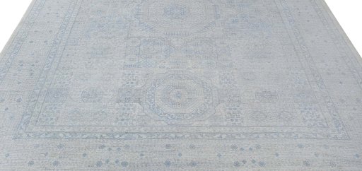 Surface texture of New Mamluk rug with natural Wool and intricate pattern