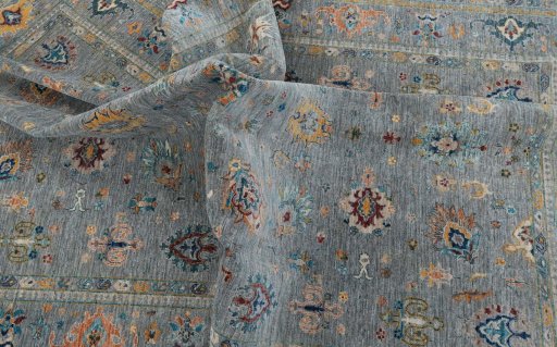 Full view of New Farahan rug from Pakistan, 297 × 202 cm in Gray tones