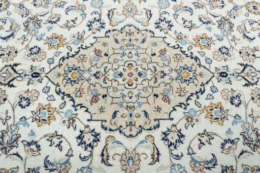Central medallion detail of New Kashan rug from Iran / Persia