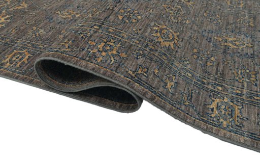 Close-up detail of New Farahan rug from Pakistan showing Wool weave