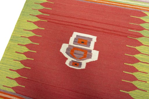 Surface texture of New Kilim Sofre rug with natural Wool and intricate pattern