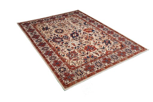Corner detail of New Ariana rug showing border pattern and Wool pile