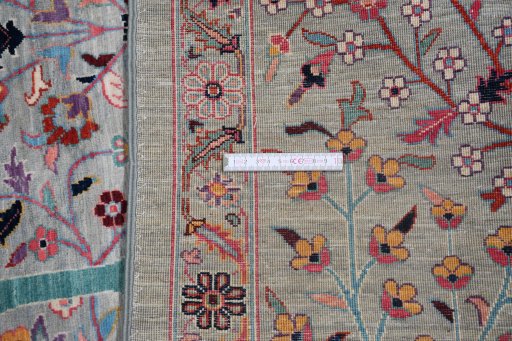 Surface texture of New Ariana rug with natural Wool and intricate pattern