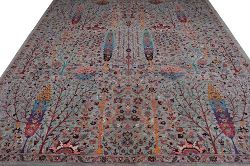 Surface texture of New Ariana rug with natural Wool and intricate pattern