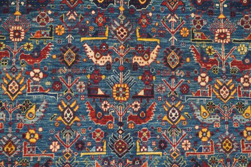 Corner detail of New Ariana rug showing border pattern and Wool pile