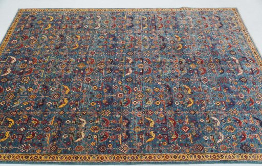 Surface texture of New Ariana rug with natural Wool and intricate pattern