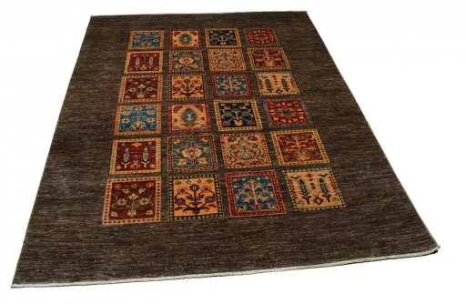 Close-up detail of New Bakhtiari rug from Pakistan showing Wool weave