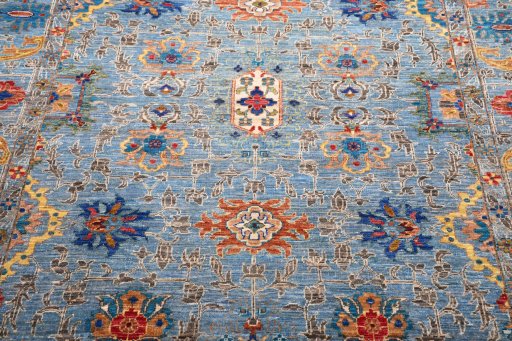 Backside of handmade New Haj-jalili rug showing knot structure and weave density