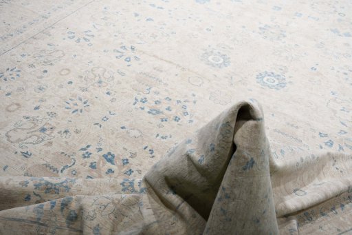 Backside of handmade New Haj-jalili rug showing knot structure and weave density