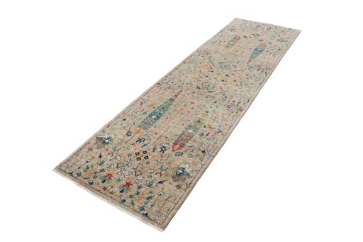 Corner detail of New Haj-jalili rug showing border pattern and Wool pile