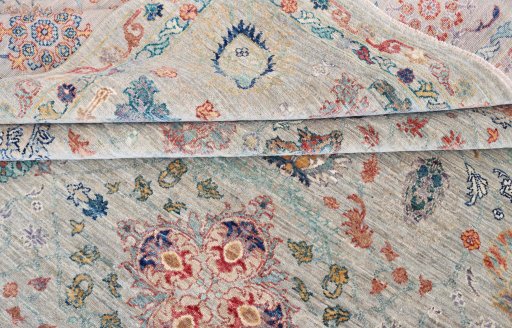 Surface texture of New Haj-jalili rug with natural Wool and intricate pattern
