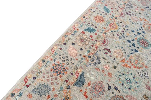 Backside of handmade New Haj-jalili rug showing knot structure and weave density