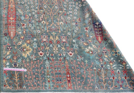 Central medallion detail of New Haj-jalili rug from Pakistan