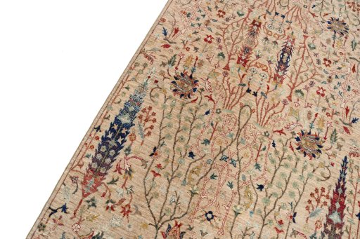 Backside of handmade New Haj-jalili rug showing knot structure and weave density