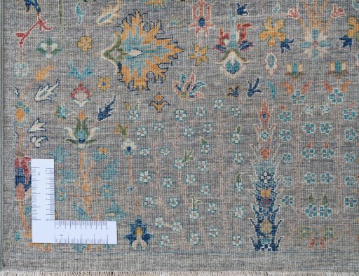 Corner detail of New Haj-jalili rug showing border pattern and Wool pile