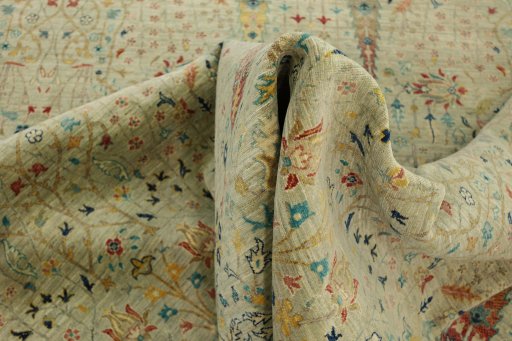 Surface texture of New Haj-jalili rug with natural Wool and intricate pattern