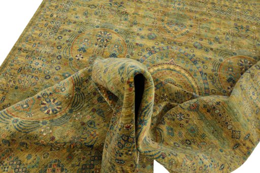 Surface texture of New Haj-jalili rug with natural Wool and intricate pattern