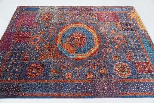 Surface texture of New Mamluk rug with natural Wool and intricate pattern