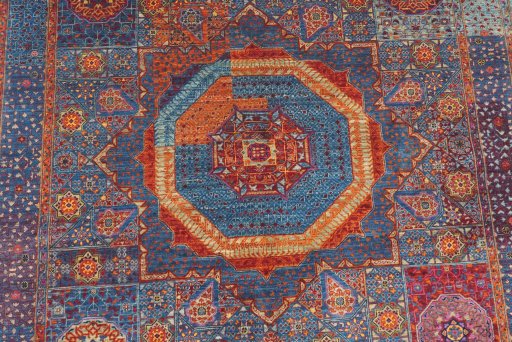 Central medallion detail of New Mamluk rug from Pakistan