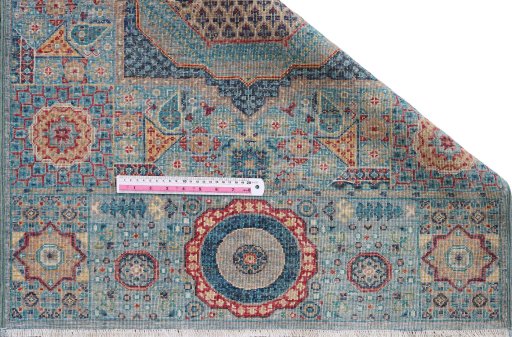 Central medallion detail of New Mamluk rug from Pakistan