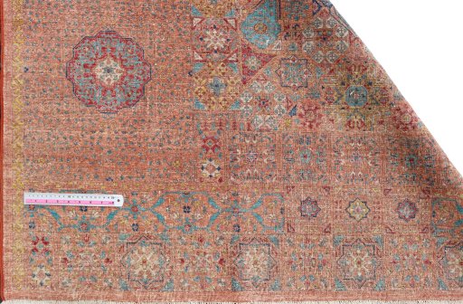 Central medallion detail of New Mamluk rug from Pakistan
