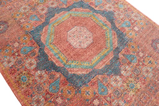 Central medallion detail of New Mamluk rug from Pakistan
