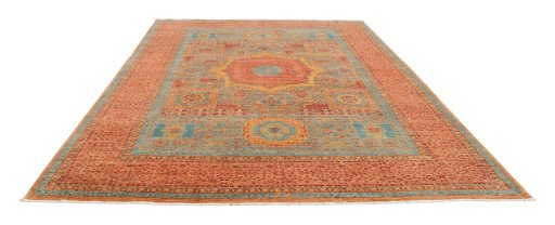 Surface texture of New Mamluk rug with natural Wool and intricate pattern