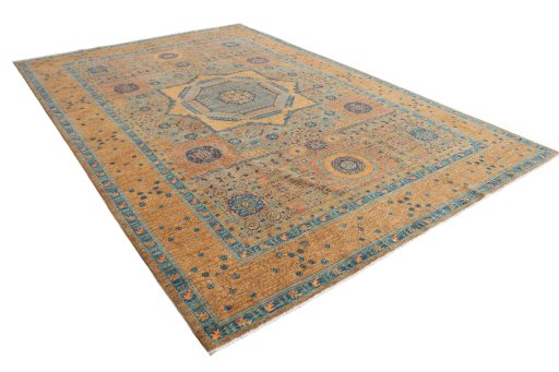 Close-up detail of New Mamluk rug from Pakistan showing Wool weave