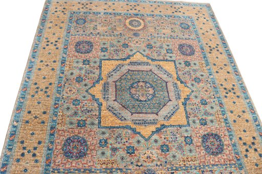 Close-up detail of New Mamluk rug from Pakistan showing Wool weave