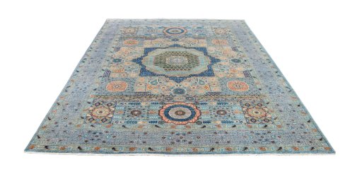 Surface texture of New Mamluk rug with natural Wool and intricate pattern
