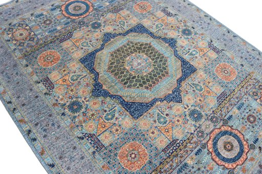 Central medallion detail of New Mamluk rug from Pakistan