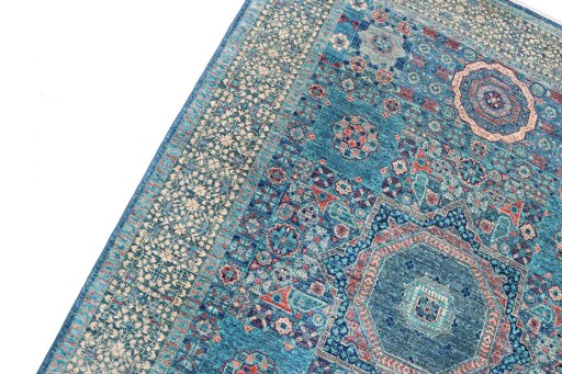 Backside of handmade New Mamluk rug showing knot structure and weave density
